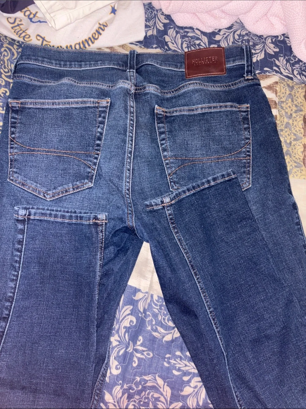 Hollister Men's Dark Blue Patchwork Athletic Skinny Jeans. 34x34